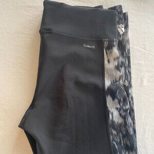 Adidas Climalite Blurred Stripe Leggings – Small